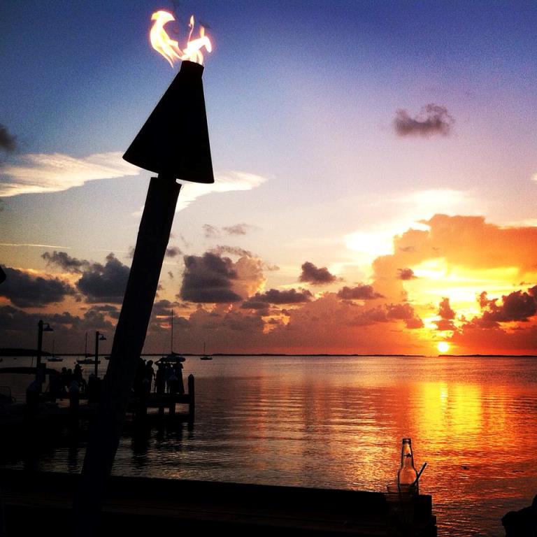 Snook's bayside restaurant & grand TIKI BAR - Image 1