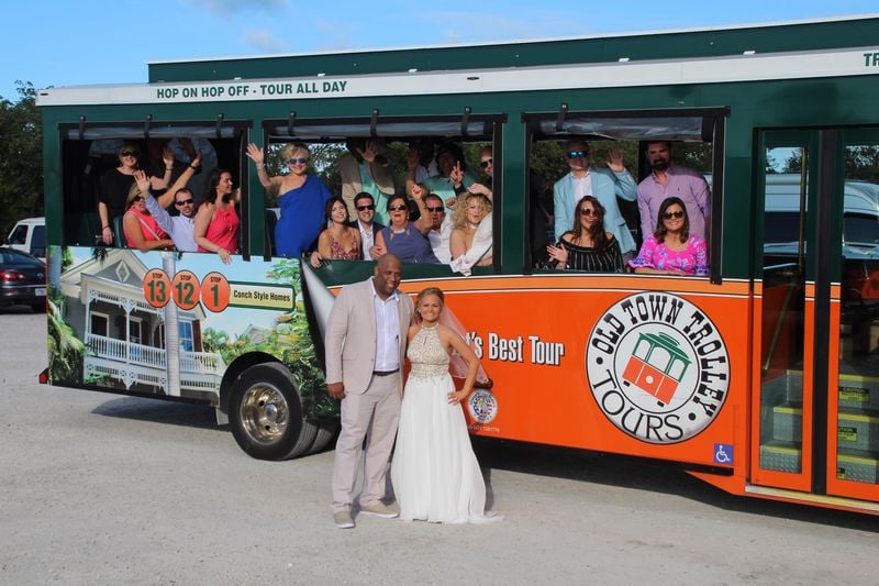 Weddings ON THE water - Image 3