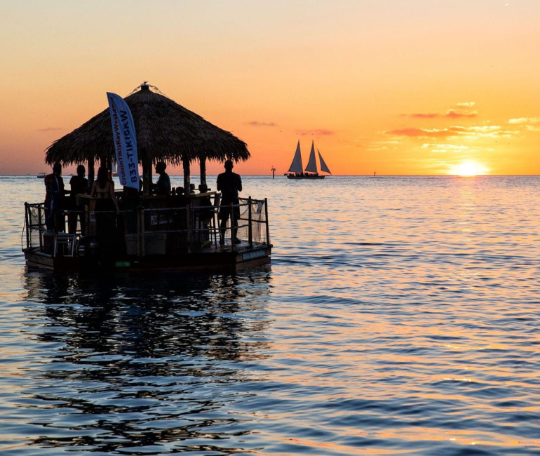 Cruisin' tikis KEY WEST - Image 3
