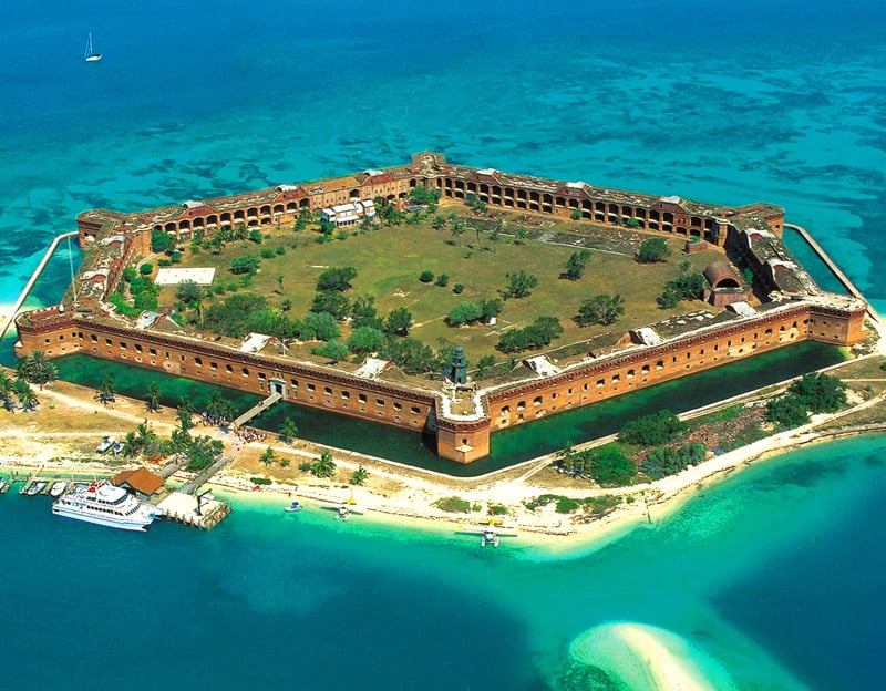 DRY tortugas national PARK AND FORT jefferson ferry - Image 1