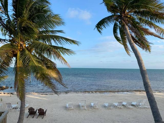 Hideaway Café offers romantic dinners and a view that delivers every time. 