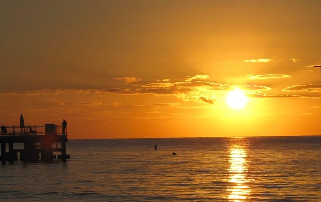 Betz feels that every day he gets to head out on the water re-energizes his love and passion for the ocean and the need to make it pristine. 
