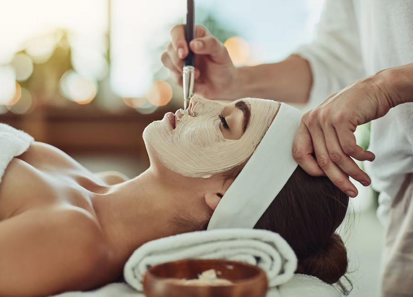 A woman receives a spa treatment at the Ocean Spa at Faro Blanco Resort.