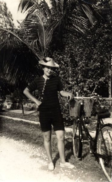 Key West Literary Seminar: Elizabeth Bishop's Postcards, An Exhibition