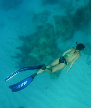 Woman snorkeling in Florida Keys