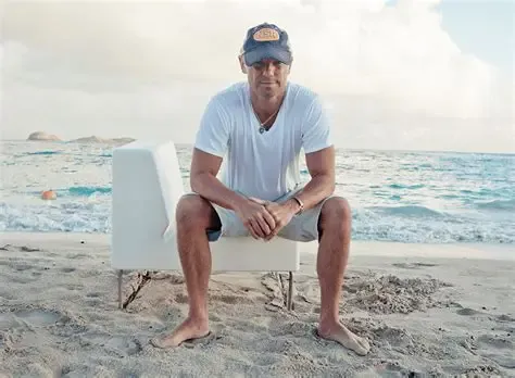 An Evening in Conversation with Kenny Chesney at Tennessee Williams Theater 