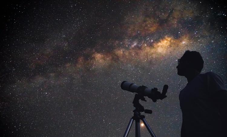 Stargazing 101 with Larry Halstead