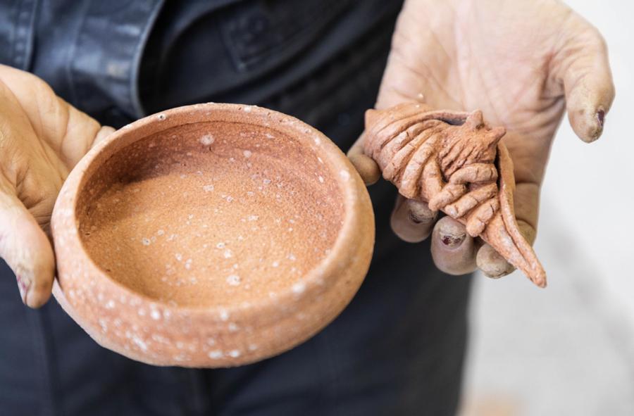 Making Ceramics from Algae with Jennifer Zettler and Casey Schachner
