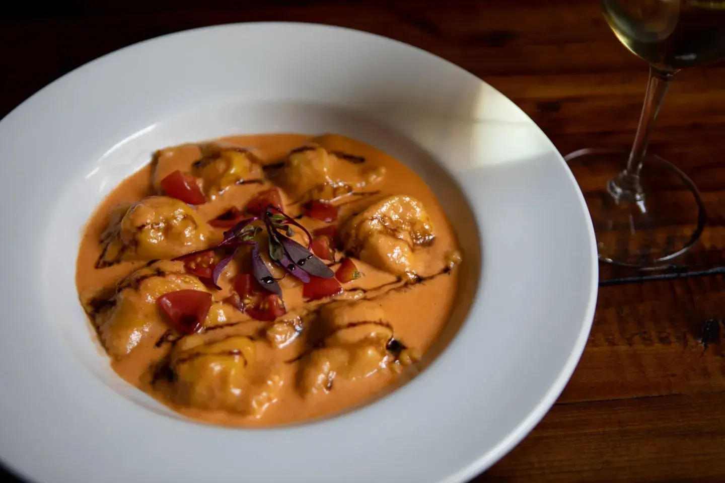 Nine One Five Restaurant & Bar