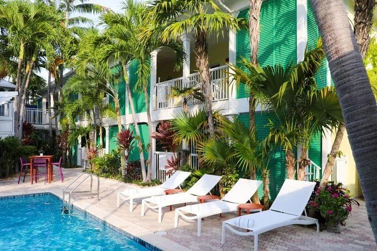 Almond Tree Inn
