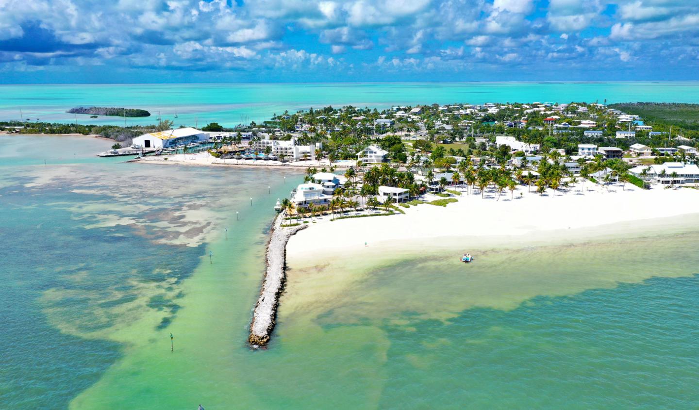Breezy Palms Resort