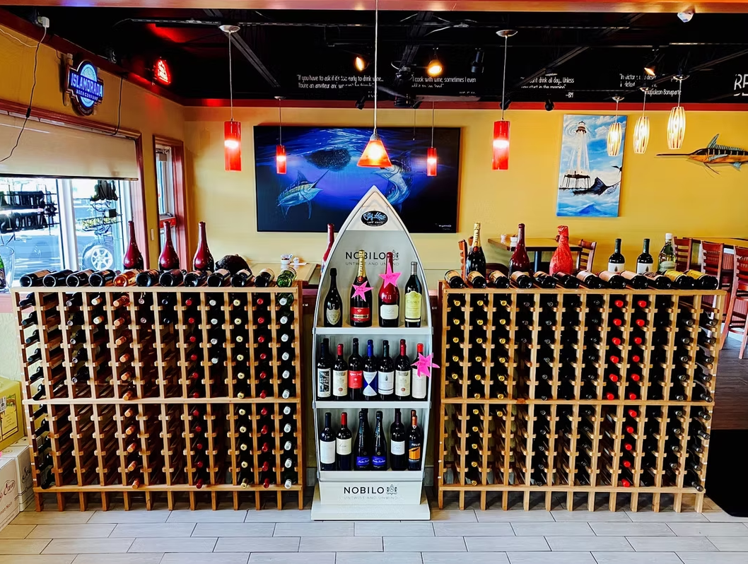 City Hall Cafe & Wine Bar