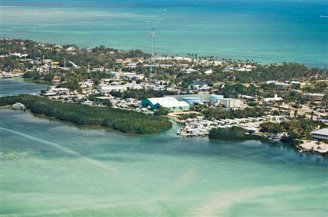 Coral Bay Marina