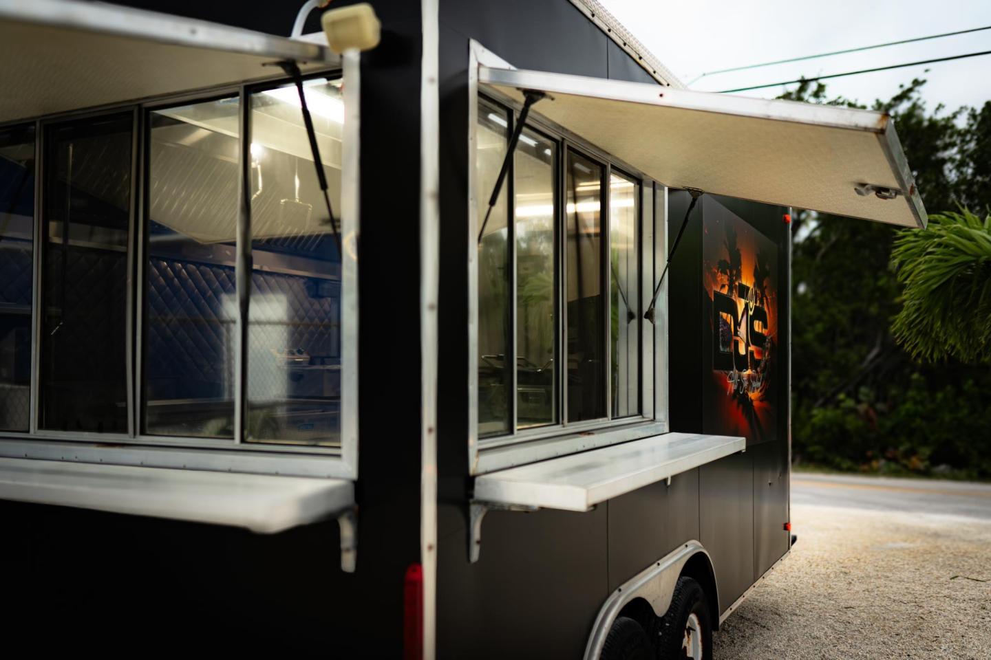 DJs All-Star Seafood Café