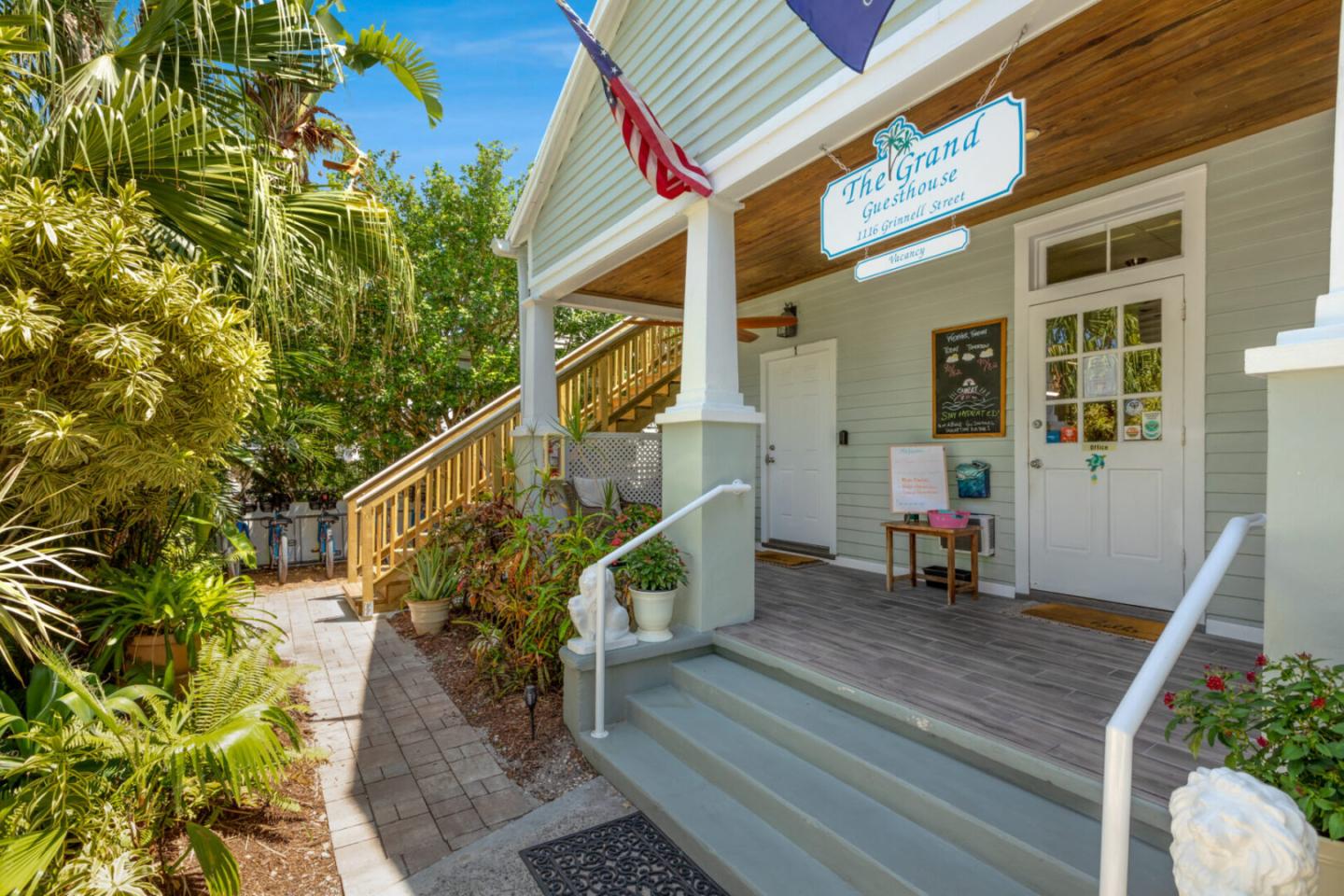 Grand Guesthouse