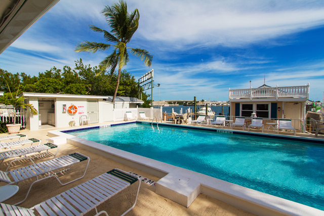 Harborside Motel & Marina