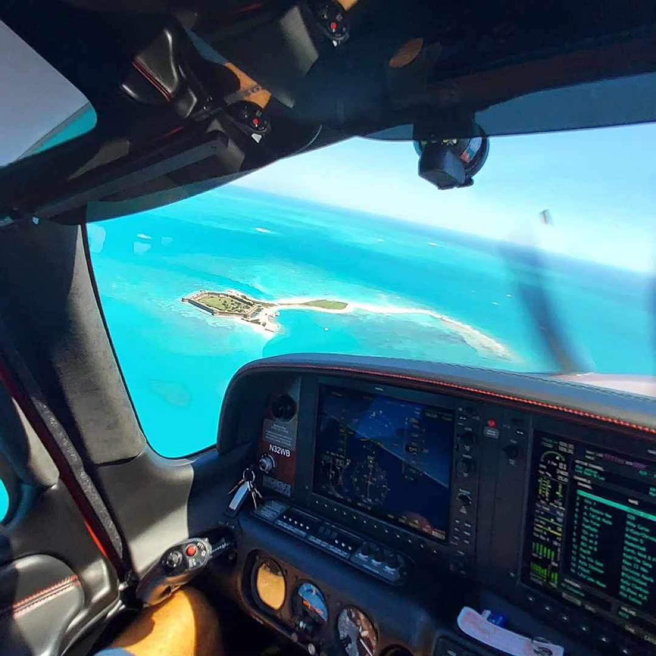 Island Warbirds - Aerial Tours & Gift Shop