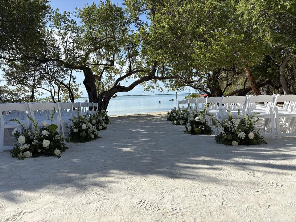 Key Largo Flowers and Gifts