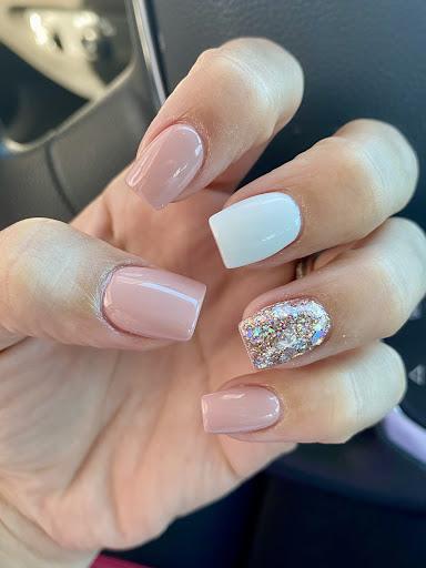 LA Nails And Spa