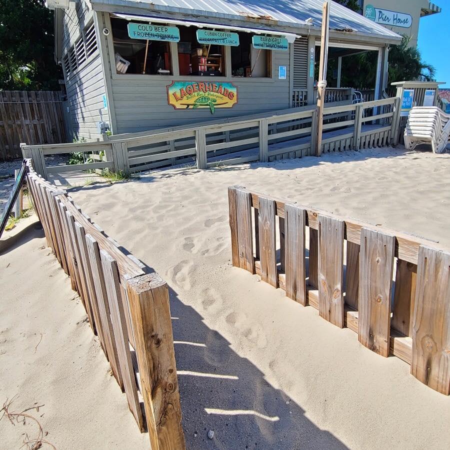 Lagerheads Beach Bar & Watersports