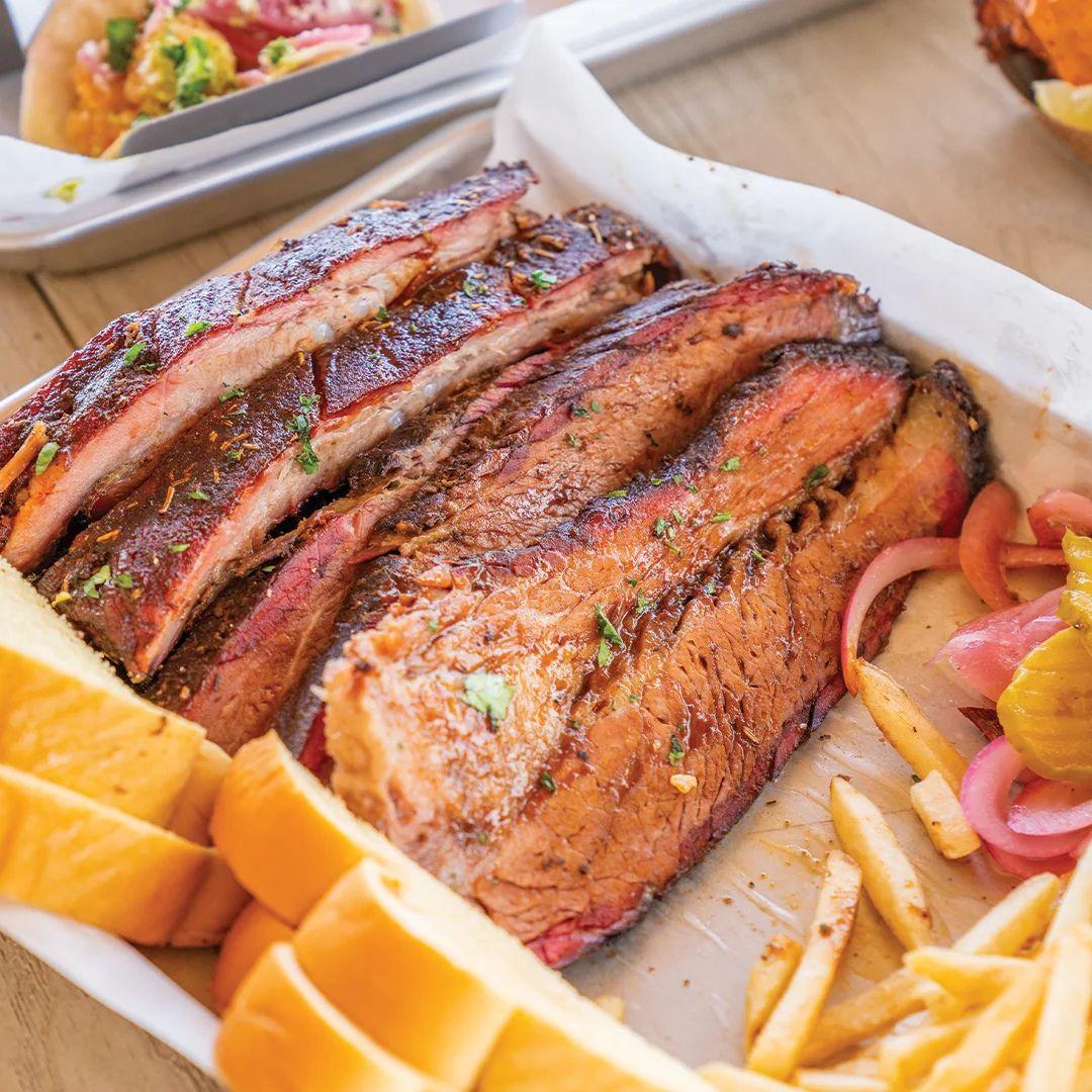 Lick It BBQ & Wood Fire Pizza