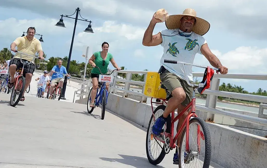 Lloyd's Tropical Bike Tour