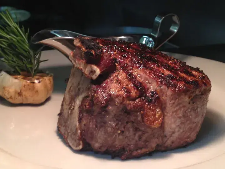 Prime 951 Steakhouse