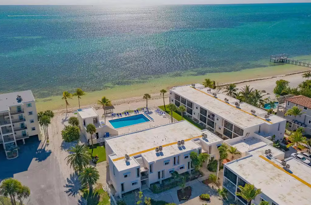 Royal Plum Club Condominiums