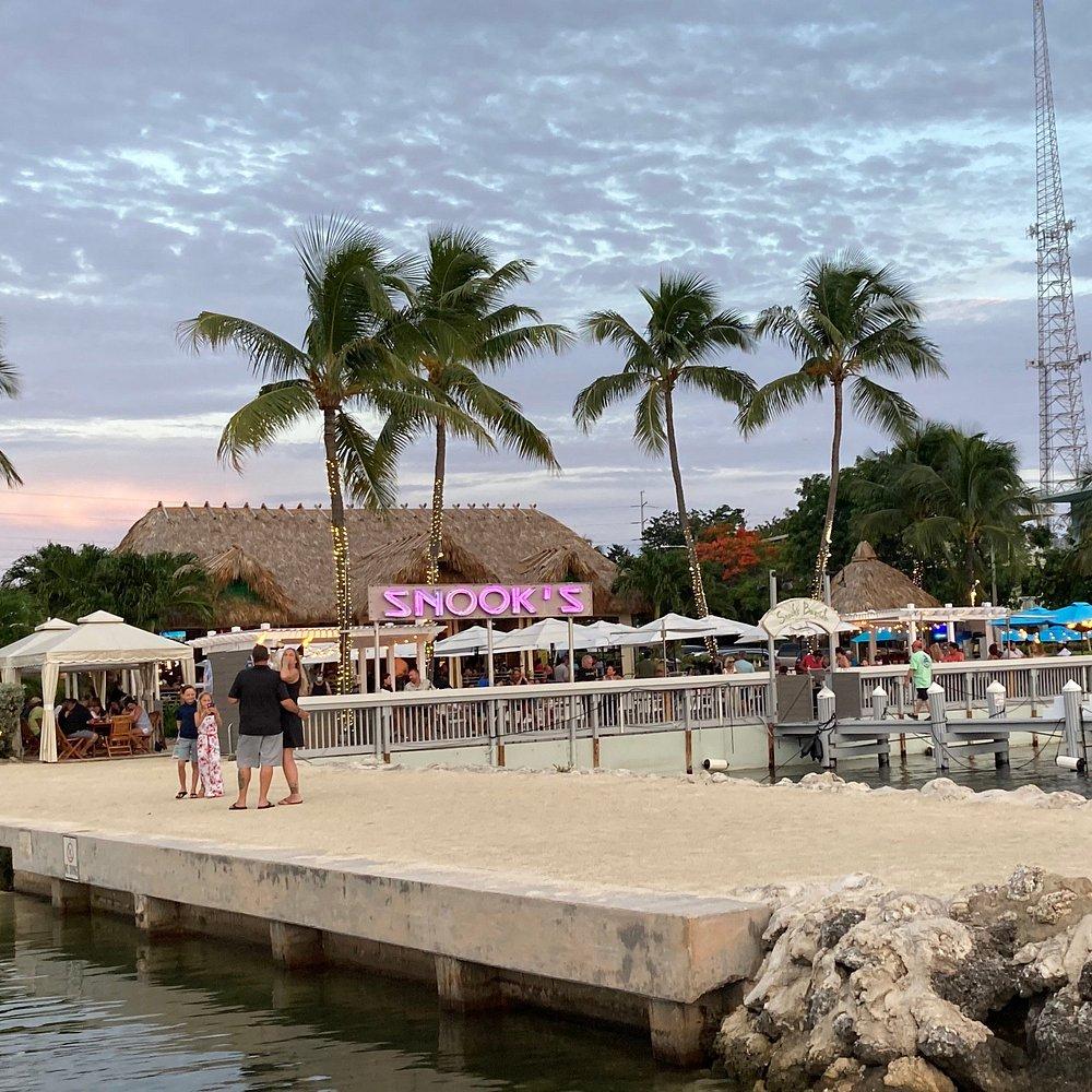 Snook's Bayside Restaurant & Grand Tiki