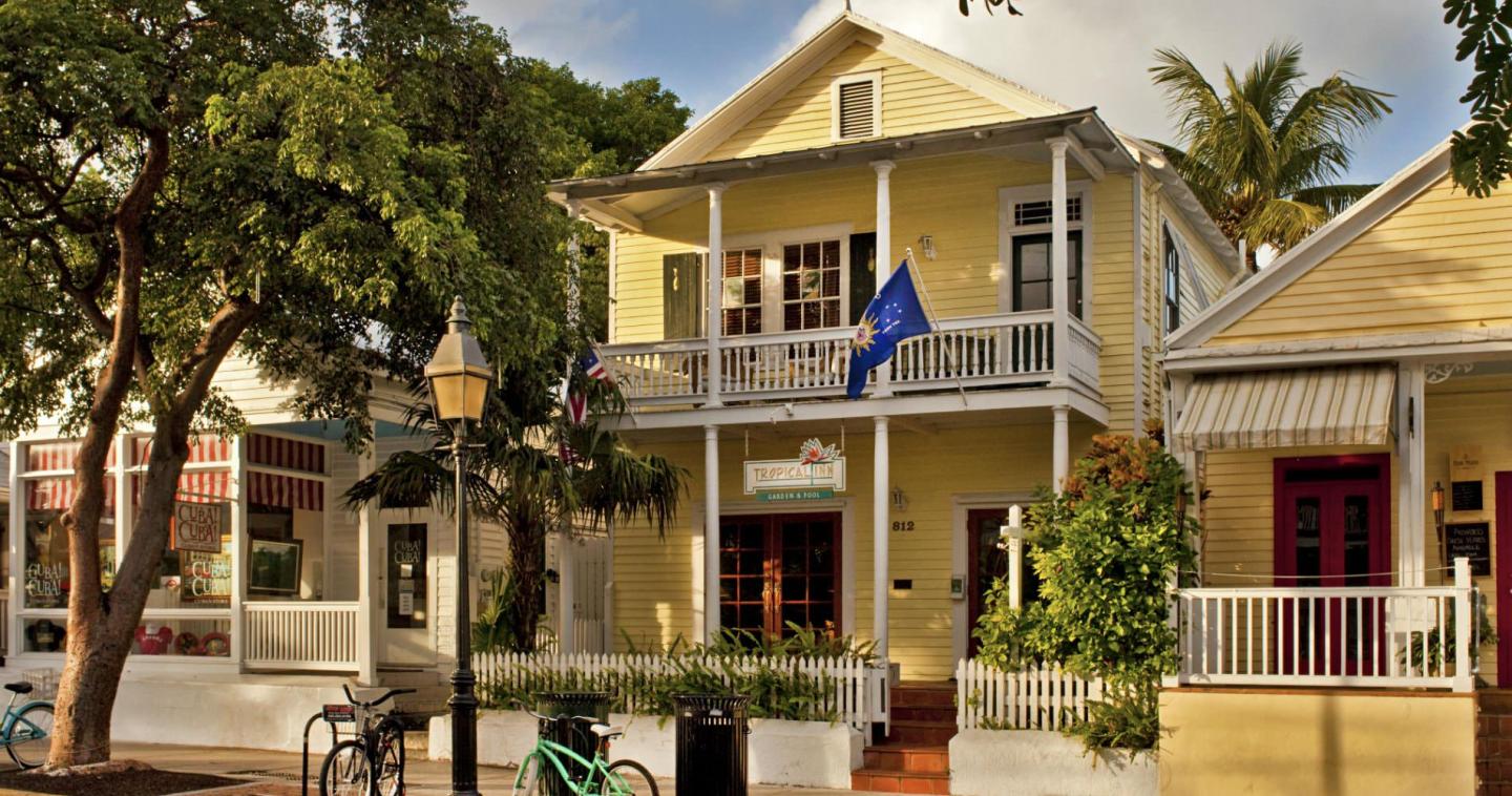 Tropical Inn