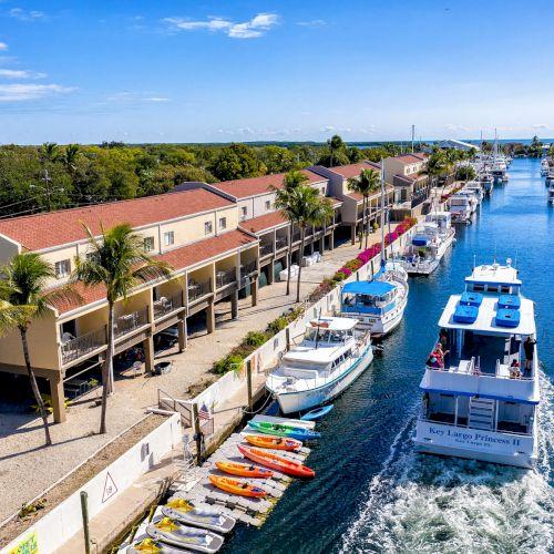 Waterside Suites & Marina